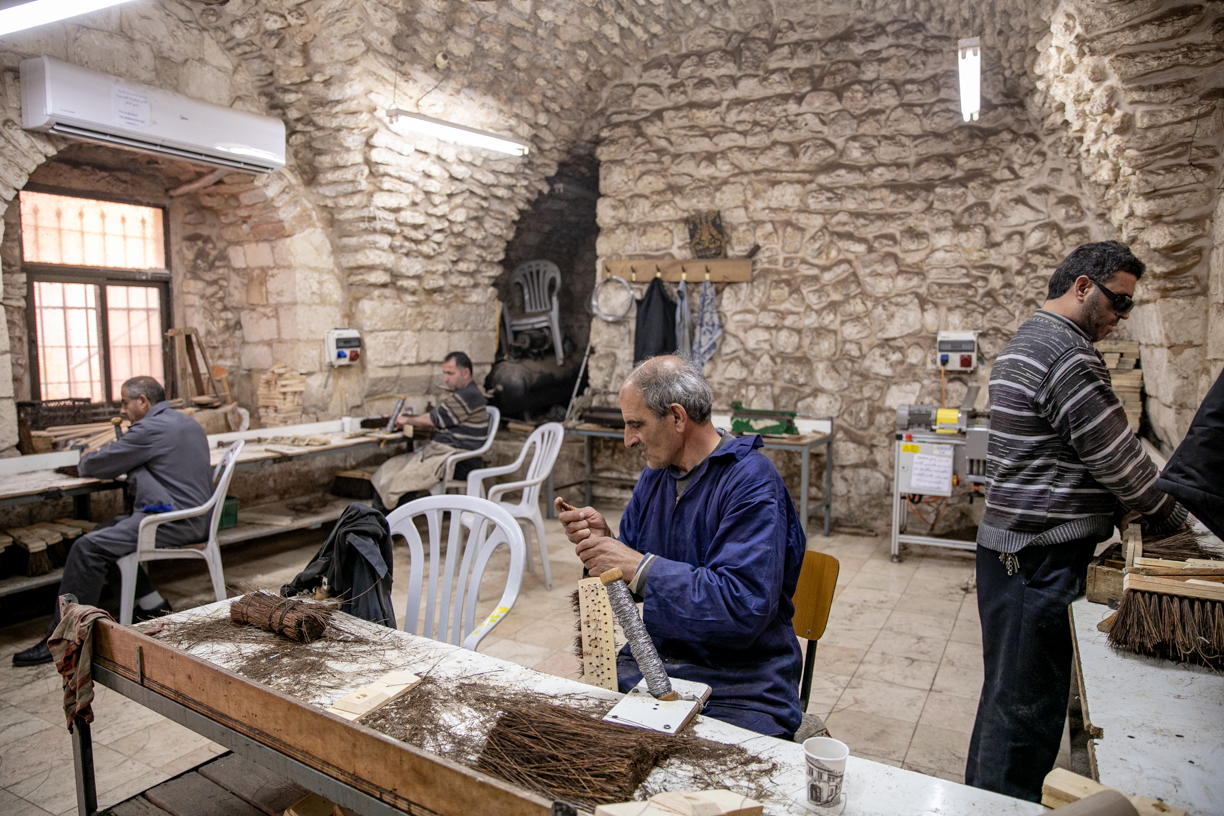מפעל המטאטים של אגודת העוורים הערבים